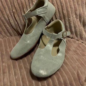 Size 39/8 women’s diamond red bottoms Monkey Feet